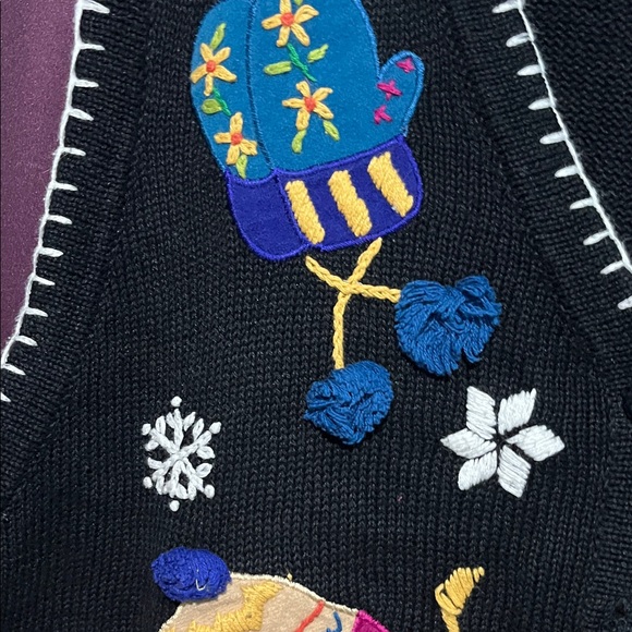 Vintage B.P. Design Winter Embroidered Women's Vest - Picture 4 of 6